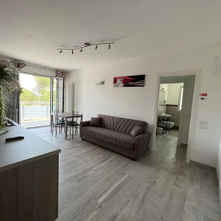 ריצ'יונה Appartamenti Residence Giardini מראה חיצוני תמונה