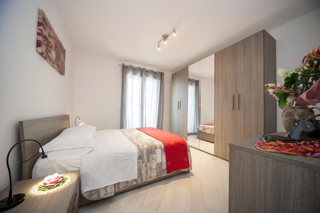 ריצ'יונה Appartamenti Residence Giardini מראה חיצוני תמונה