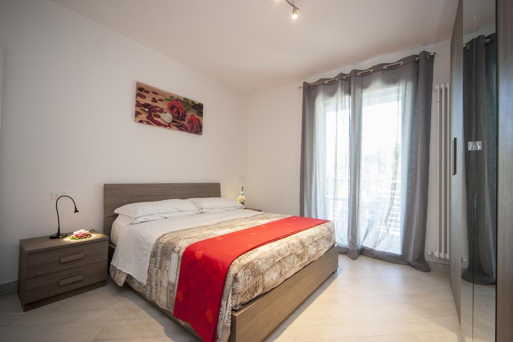 ריצ'יונה Appartamenti Residence Giardini מראה חיצוני תמונה