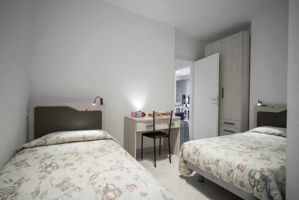 ריצ'יונה Appartamenti Residence Giardini מראה חיצוני תמונה